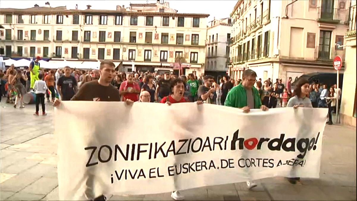 Imagen de la marcha que ha recorrido hoy Tudela. Foto: EITB MEDIA