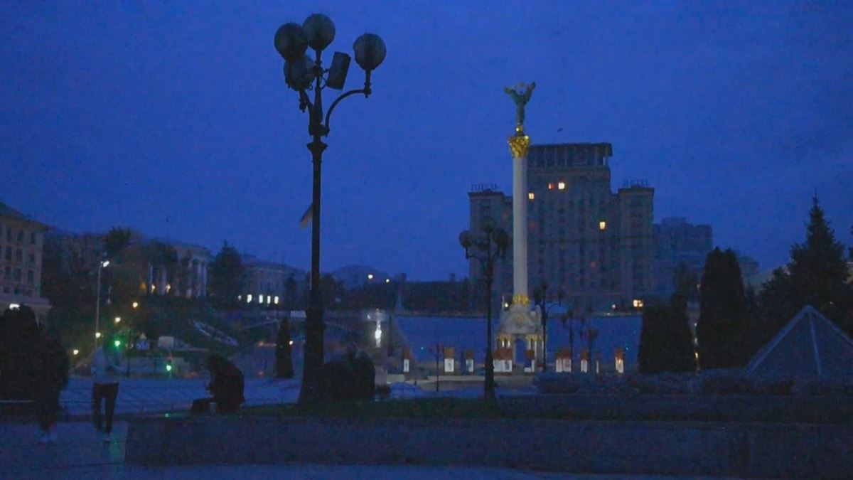 Kiev a oscuras. Imagen obtenida de un vídeo de Agencias.
