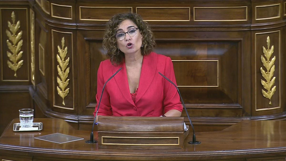 María Jesús Montero. Imagen obtenida de un vídeo del Congreso de los Diputados.