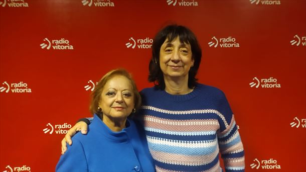 Cristina García Rodero y Pili Ruiz de Larrea en R. Vitoria