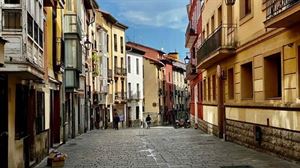 El PP exigirá el desalojo de 28 viviendas municipales que ‘están okupadas’ en el casco medieval de Gasteiz