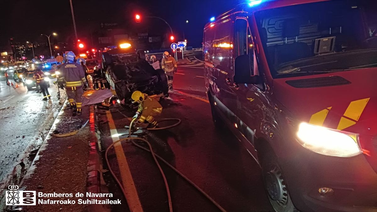 Imagen del accidente ocurrido en Zizur. Foto: Bomberos/as de Navarra 