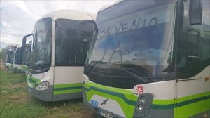 Sabotean con pintura varios autobuses de Bizkaibus y paralizan varios servicios de la Margen Izquierda 