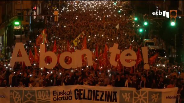 EH Bildu reúne 40 000 personas en Bilbao