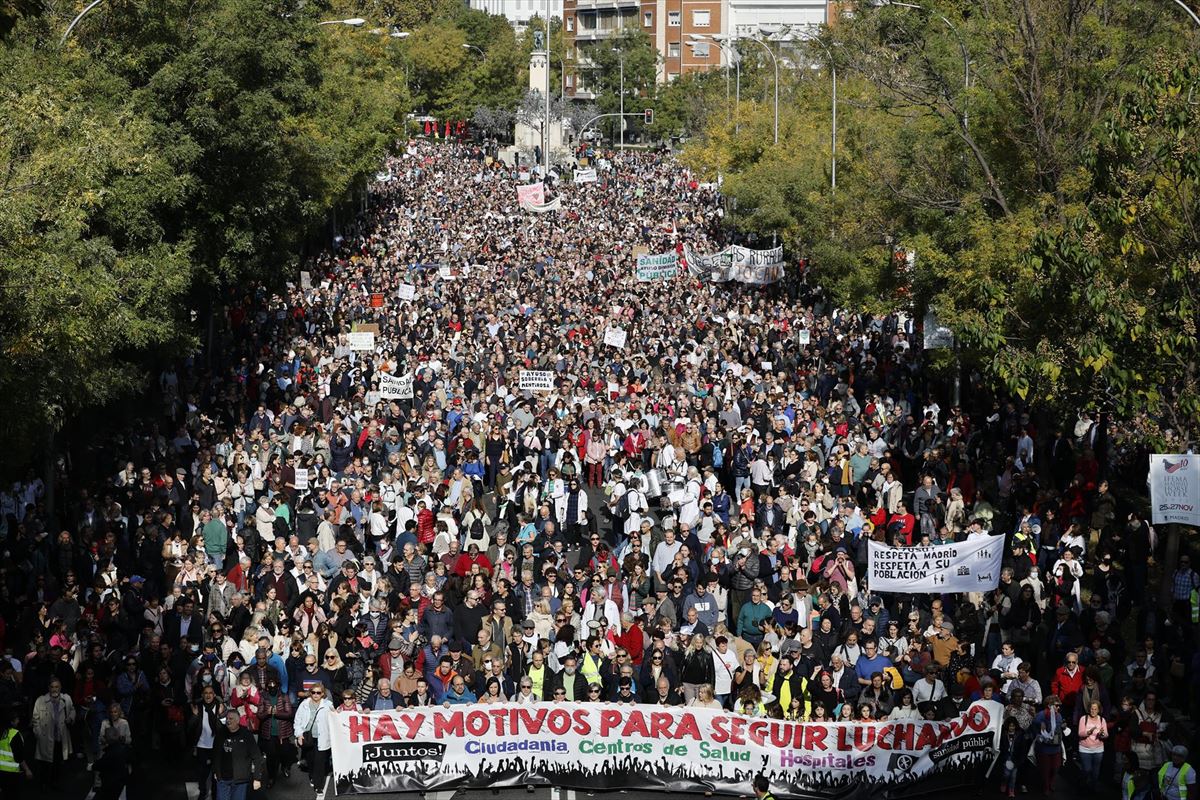 Manifestación de este domingo por el centro de Madrid. Foto: EFE