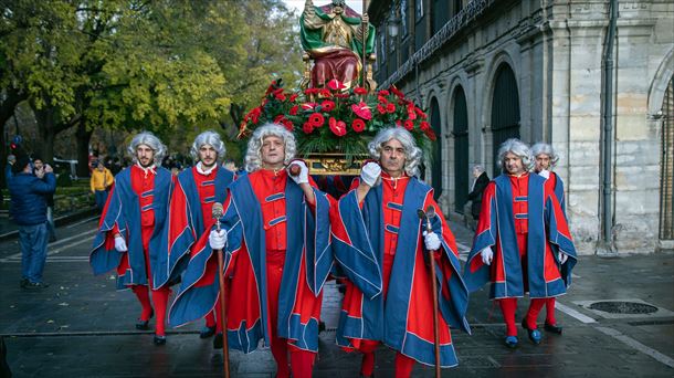 Procesión en honor a San Saturnino en Pamplona