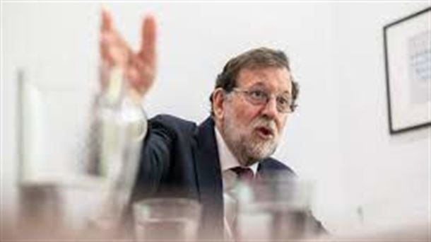 Rajoy y sus columnas futboleras
