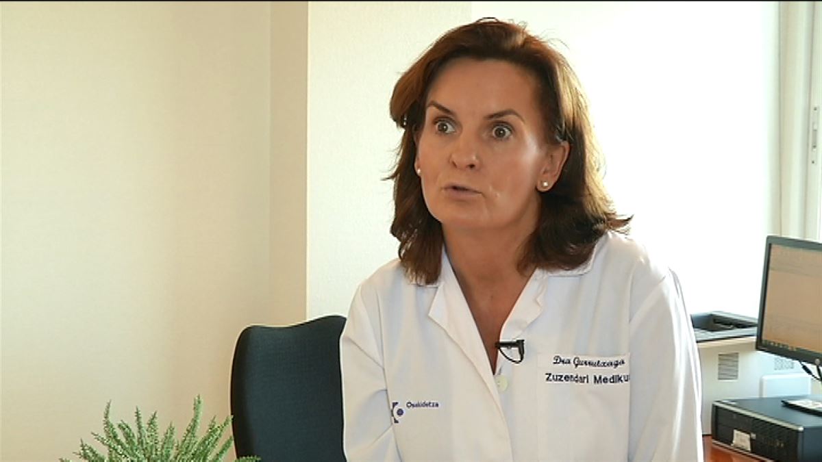 Osakidetza cesa a la gerente y a la directora médica de la OSI Donostialdea