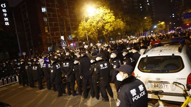 "China ha escuchado las protestas, es el principio del fin de la política Covid 0"