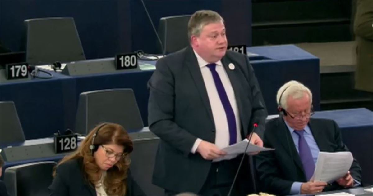 Marc Tarabella eurodiputatu belgikarra, EITB Mediako bideo batetik ateratako irudi batean