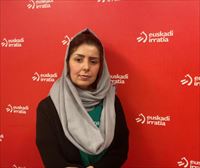 Nazima Nezrabi: Agiriak suntsitu, burka bat jantzi eta ezkutuan egin nuen ihes Afganistandik, haurdun