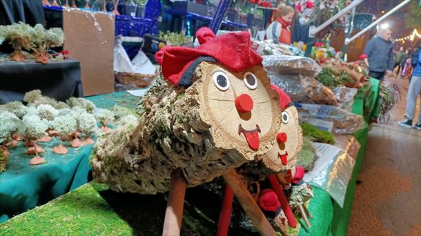 El Tió de Nadal, en un mercado. Foto: EITB Media