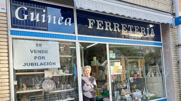 Ferretería Guinea: 51 años siendo más que un comercio de manualidades en el barrio de Arana