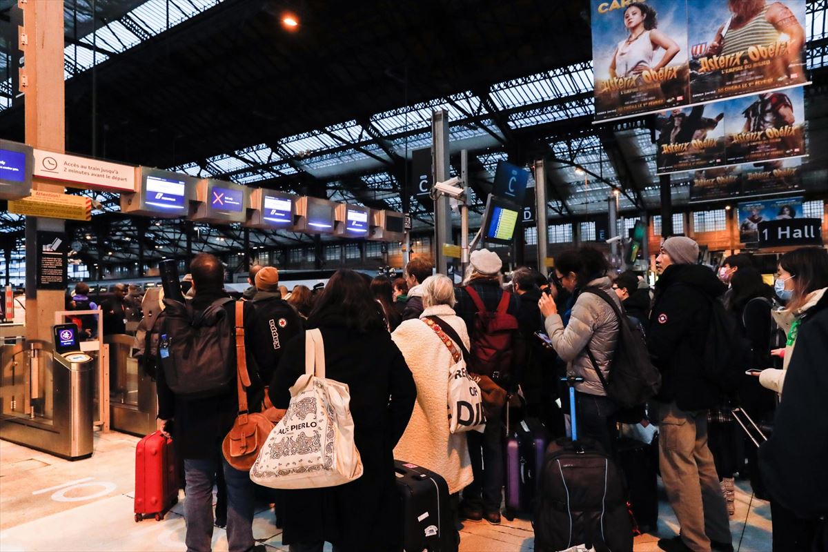 Día de huelga en una estación de París. Foto: EFE