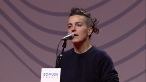 Maialen Lujanbioren arratsaldeko agurra