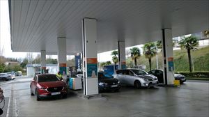 Erregaien prezioak bosgarren beherakada izan du jarraian