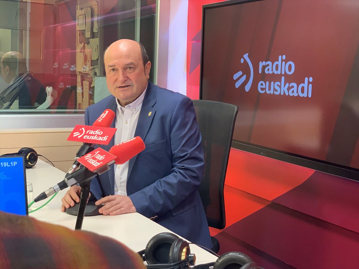 Andoni Ortuzar, en Radio Euskadi