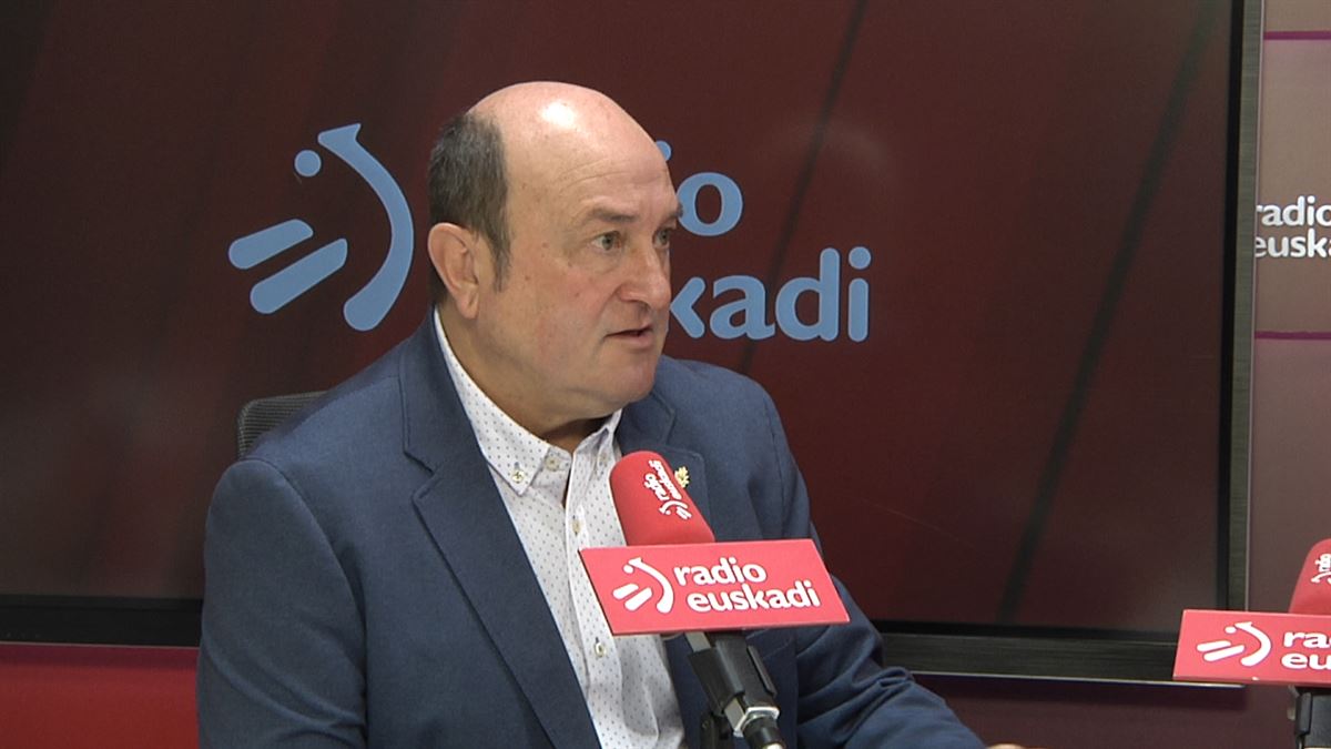 Andoni Ortuzar, en Radio Euskadi.