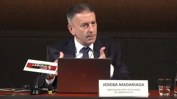 Joseba Madariaga: "Es sorprendente que, en plena desaceleración del PIB, el mercado laboral esté tan fuerte"