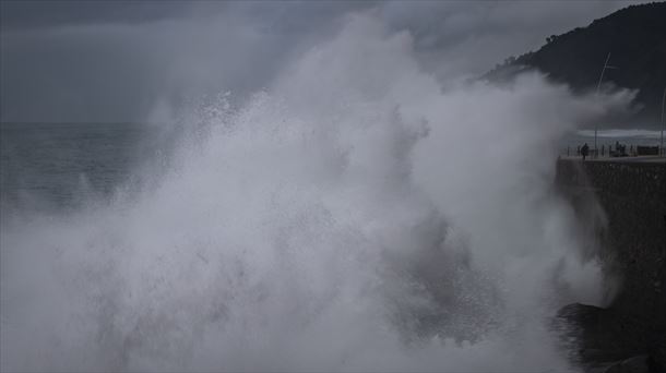 Se cierran los accesos a la isla de Santa Clara por el temporal de mar