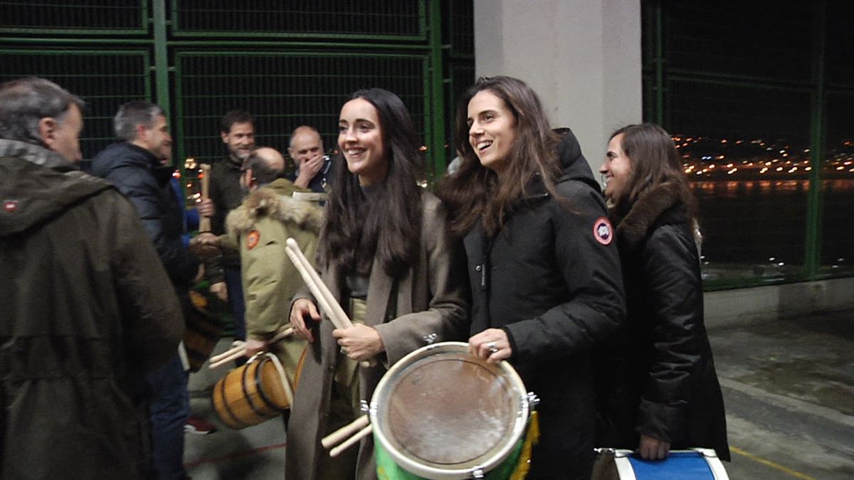Los tamborreros llevan semanas preparándose para la fiesta del día de San Sebastián