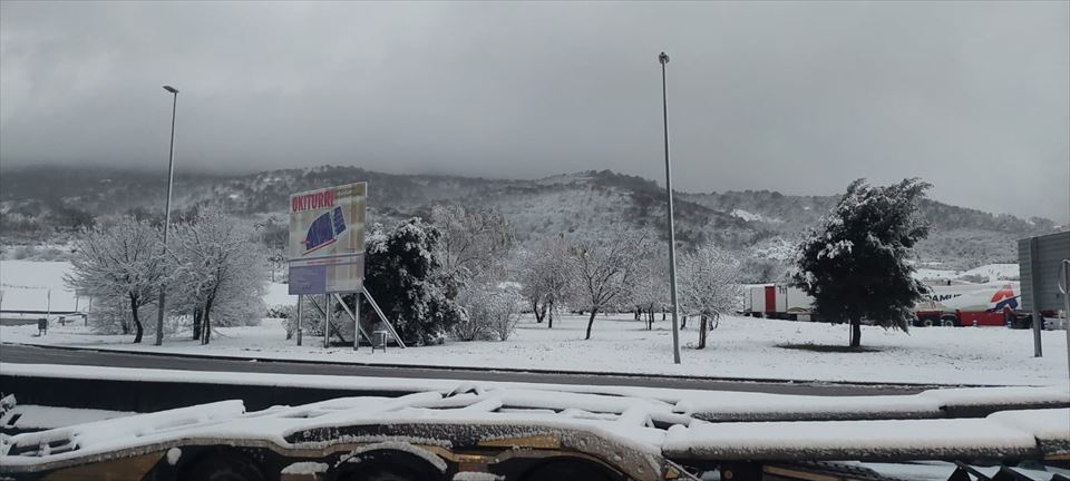 Primera nevada del año en Araba