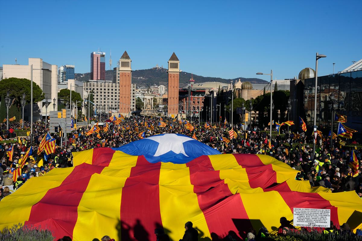 El independentismo catalán dice a los gobiernos español y francés que el procés no ha terminado