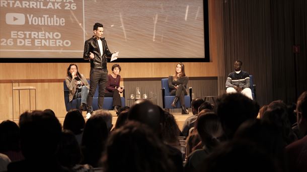 Preestreno de 'Review: Aita Mari' . Imagen: EITB