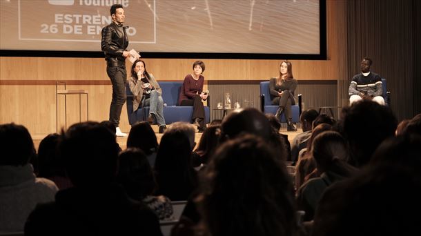 Preestreno de 'Review: Aita Mari' . Imagen: EITB