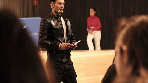 Preestreno de 'Review: Aita Mari' . Imagen: EITB