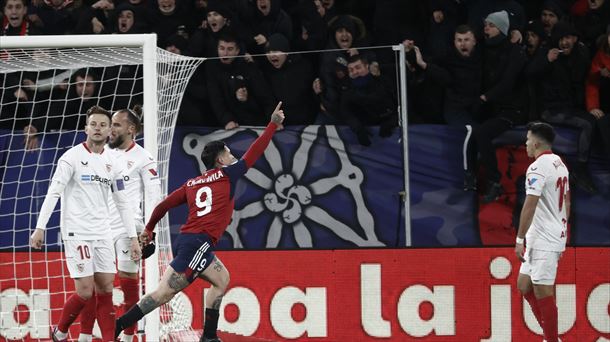 Chimy Ávila celebra el primer gol de Osasuna