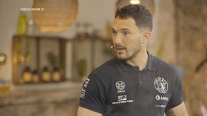 Julen Goiak errugbi talde bateko kapitainaren eginkizunak azaldu dizkigu