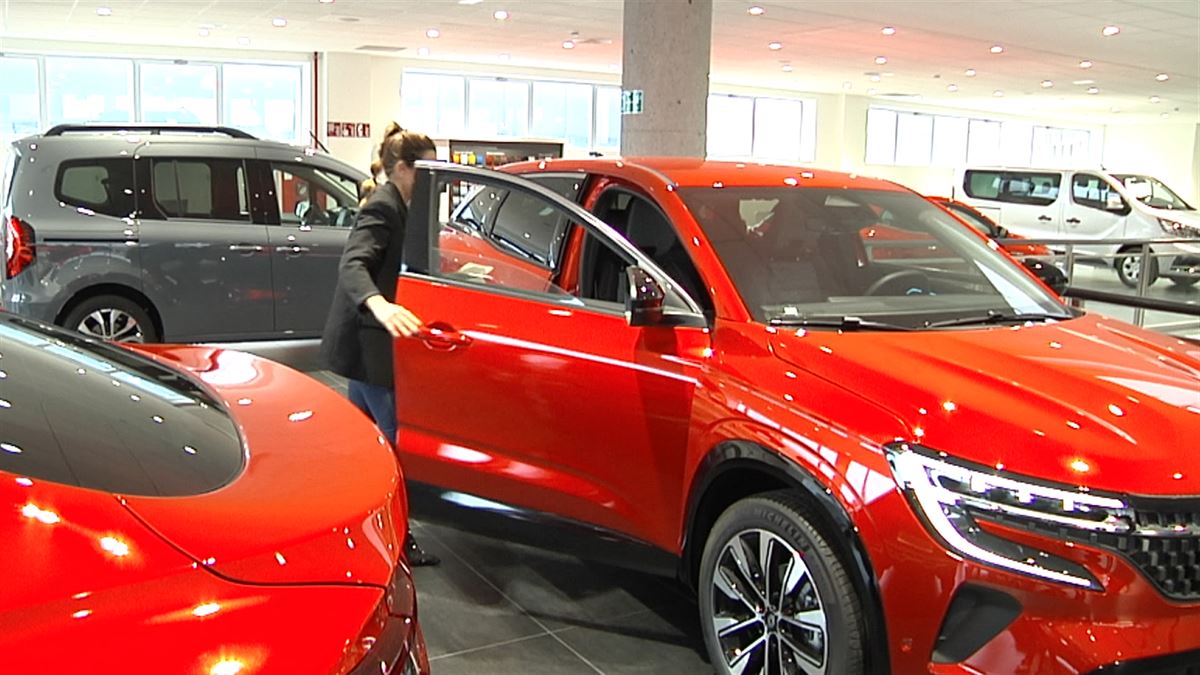 Aumentan las alternativas a la compra de coches. Imagen obtenida de un vídeo de EITB Media.