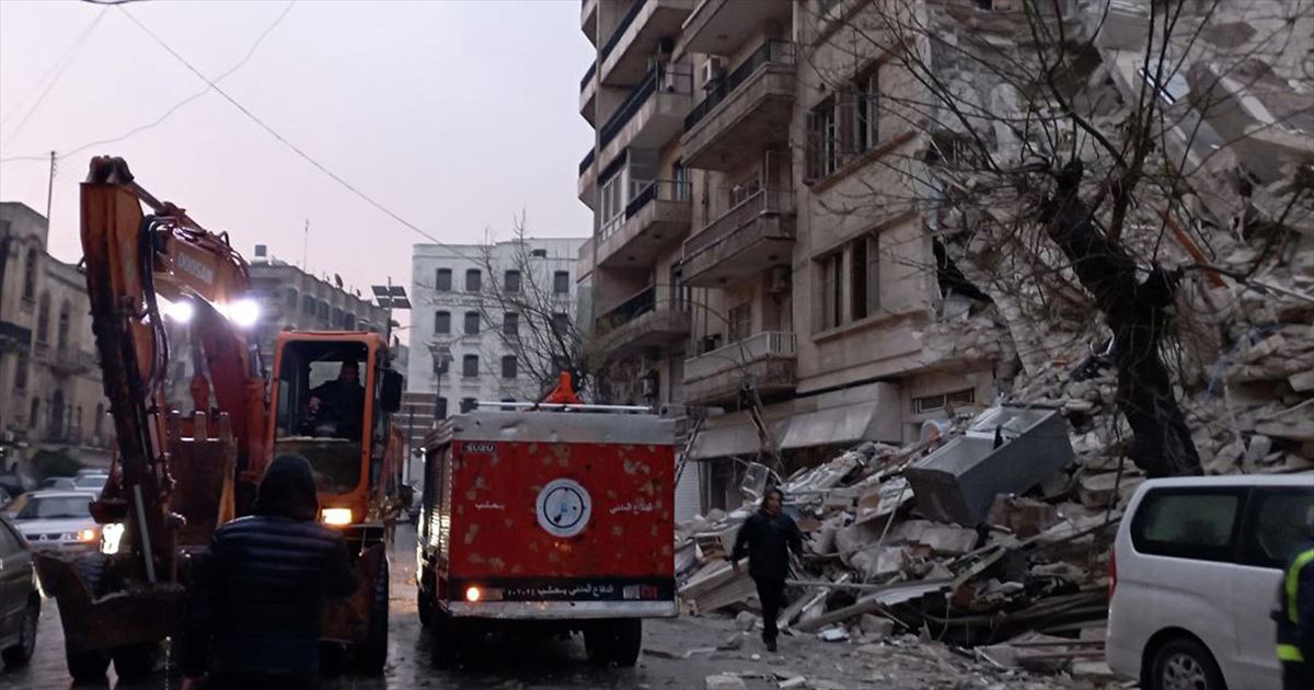 Un edificio colapsado en Alepo (Siria). Foto: EFE
