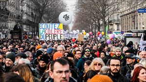 Amplio seguimiento de la huelga en el transporte público y en los centros escolares de Ipar Euskal Herria