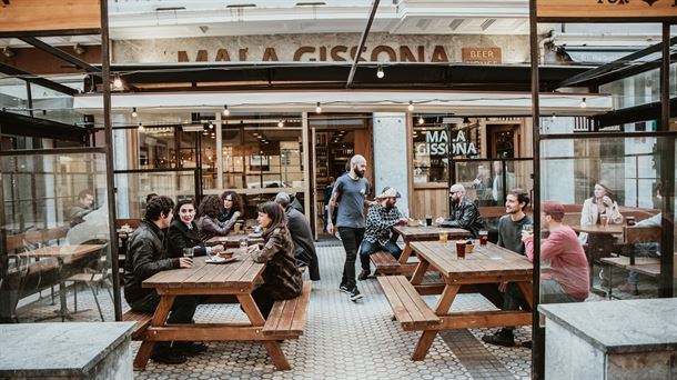 'Mala Gissona Beer House' espacio propio de cerveza artesana local en Donostia