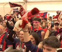 Cientos de baskonistas se reúnen en Badalona para disfrutar de la Copa del Rey