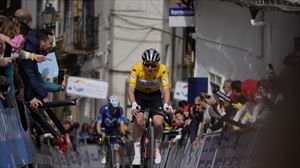 Pogacarrek bere hirugarren etapa irabazi du eta lidergoa sendotu du; Landa, laugarren