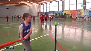 Más de 20.000 chicas y chicos practican deporte escolar en Araba
