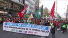 Manifestazio jendetsuak Bilbon, Donostian eta Gasteizen, osasun publikoa “desegitearen” aurka