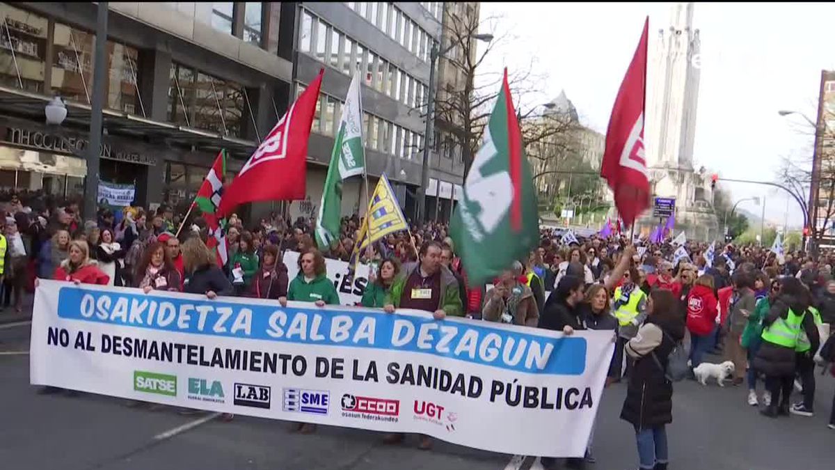 Manifestación a favor de Osakidetza en Bilbao. Foto: Efe