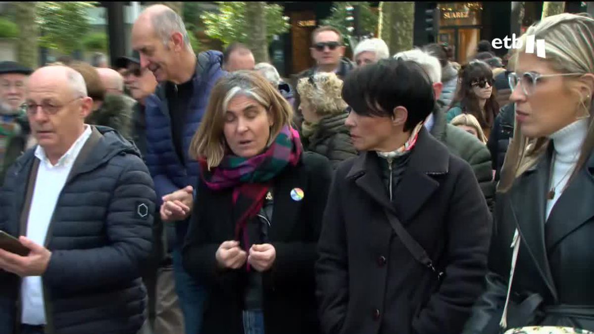 EH Bildu y Elkarrekin Podemos se suman a las protestas a favor de la sanidad pública