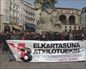 Elkarretaratzeak egin dituzte Gasteizen, Amurrion eta Lemoan atzo Gasteizen izandako atxiloketak salatzeko