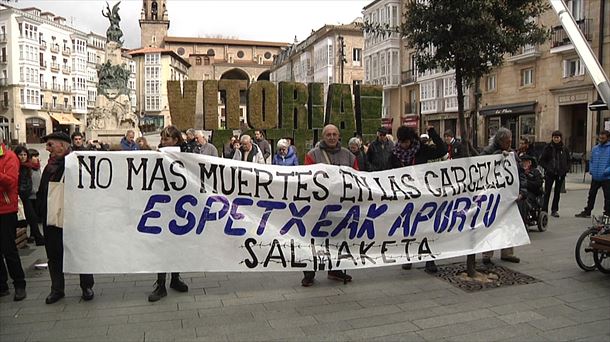 Salhaketak, gaur, Gasteizen egindako protesta.