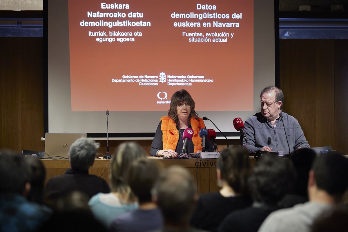 Ana Ollo en la presentación de la encuesta de Euskarabidea. Foto: Gobierno de Navarra.