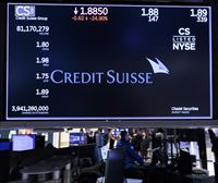 Credit Suisse cierra con caídas del 24 % que conmocionan a la banca europea