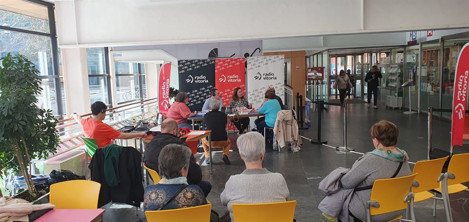 Radio Vitoria Gaur desde el Centro Cívico Aldabe