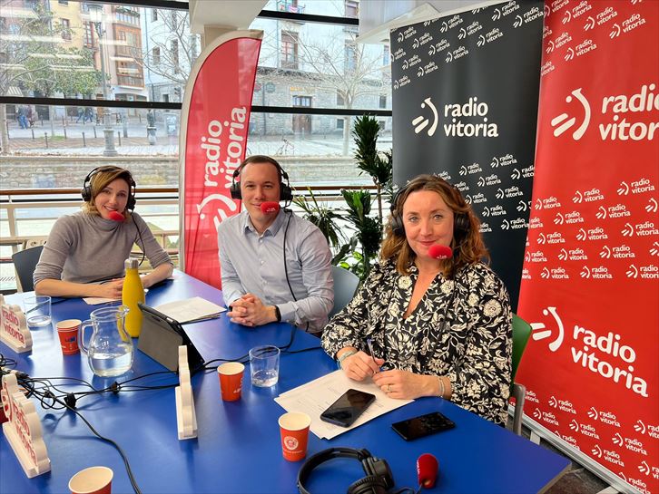 Rakel Navarro, Aratz Goikoetxea y Alejandra Eguiluz