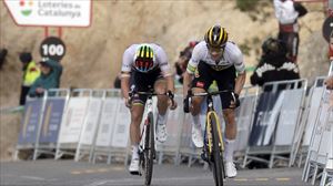 Roglicek abantaila hartu du Evenepoelekiko Lo Porten