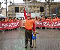 Miles de personas reivindican en Pamplona que La caza es libertad